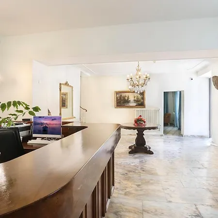 Hotel La 3*