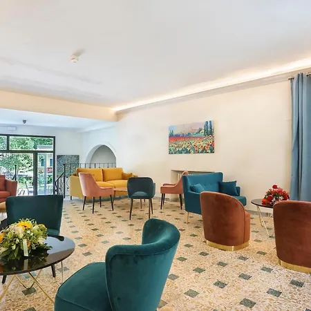 La Hotel